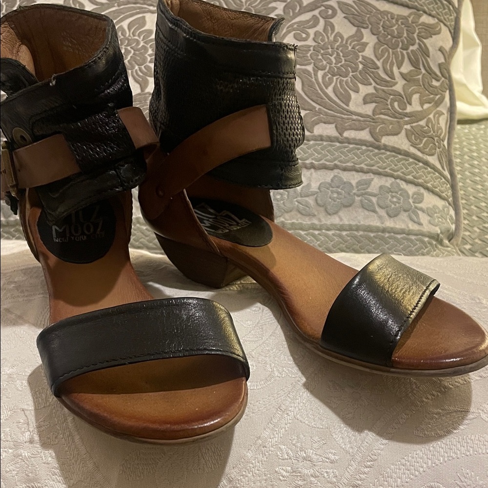 Miz Mooz Black and Tan Women's Sandals